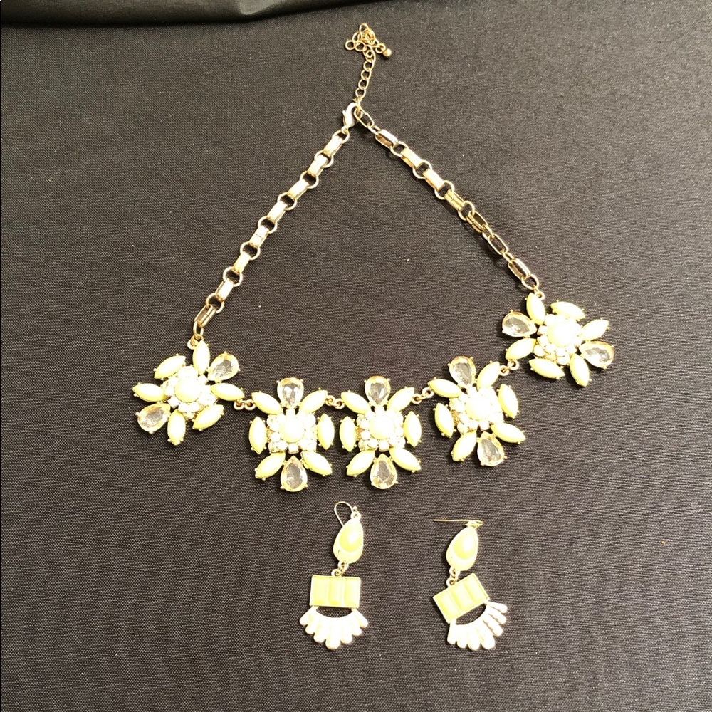 Elegant Yellow Floral Statement Necklace & Earring Set